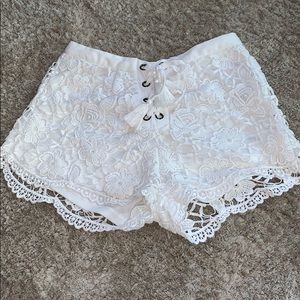 Forever 21 Shorts - White shorts Forever 21 Shorts - White shorts